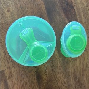 Munchkin Bright Green Snack Containers